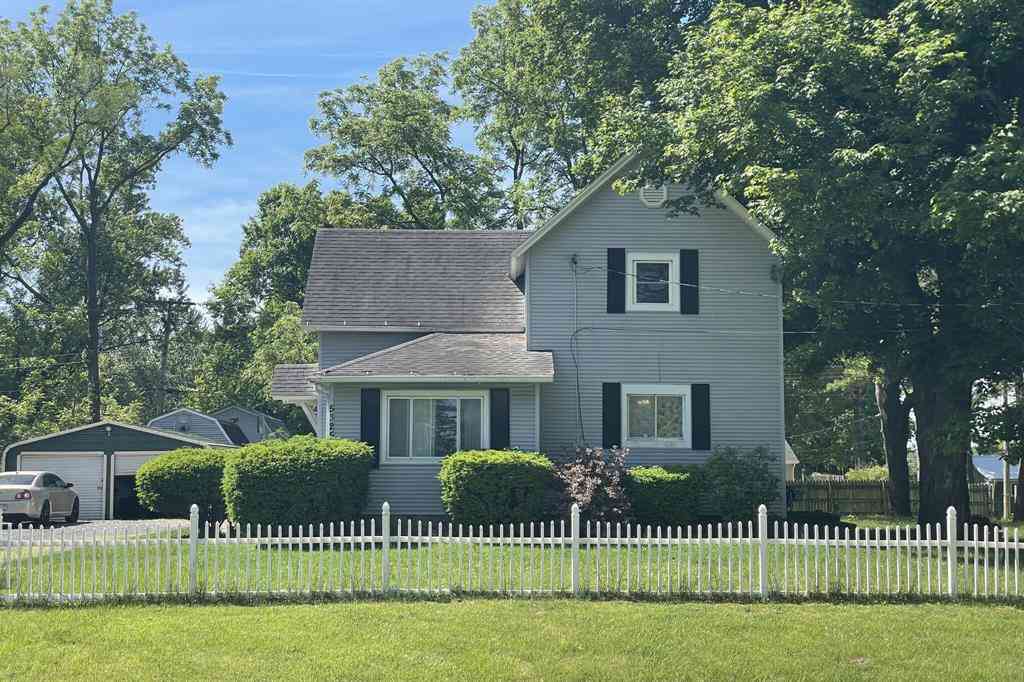 Multifamily For Sale - 5325 Spring Arbor Road <br/> Jackson, MI 49203