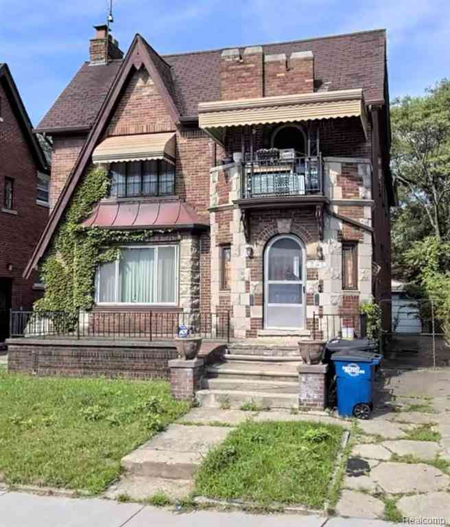Multifamily For Sale - 17565 Stoepel Street <br/> Detroit, MI 48221