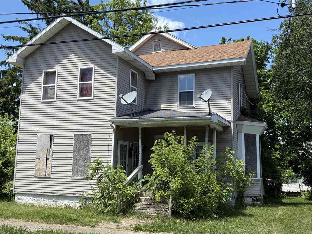 Multifamily For Sale - 212 W Porter Street <br/> Albion, MI 49224