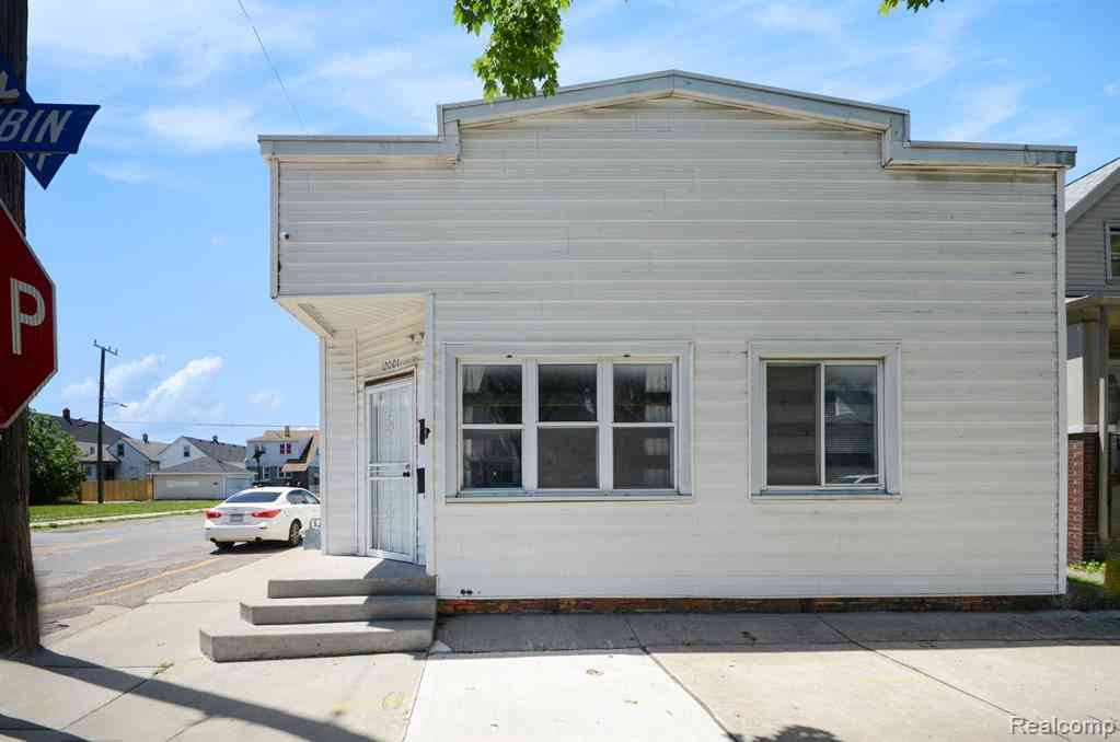 Multifamily For Sale - 12001 Saint Aubin Street <br/> Hamtramck, MI 48212