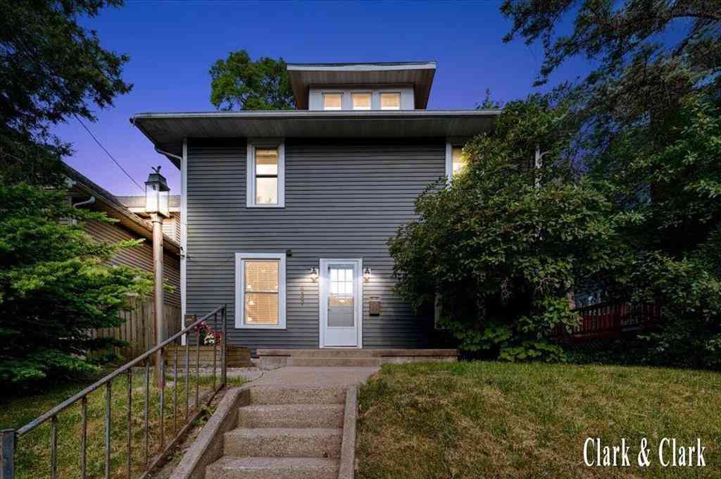 Multifamily For Sale - 437 Rosewood Avenue Se SE<br/> Grand Rapids, MI 49506