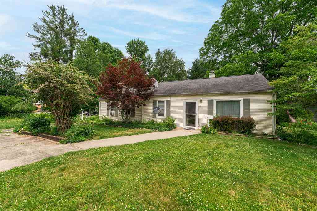 Multifamily For Sale - 117 Lincoln Street <br/> Marshall, MI 49068