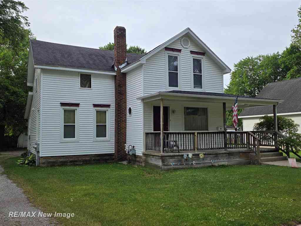 Multifamily For Sale - 218 Lincoln Street <br/> Chesaning, MI 48616