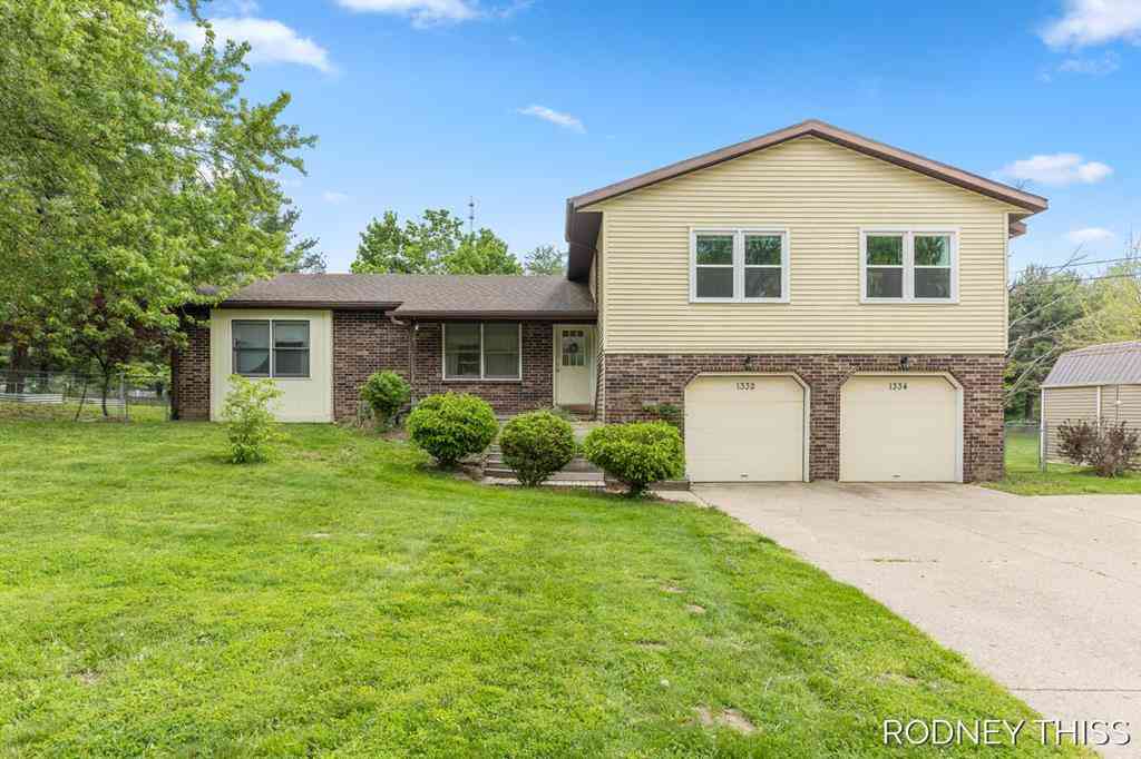 Multifamily For Sale - 1332 Ball Avenue Ne NE<br/> Grand Rapids, MI 49505