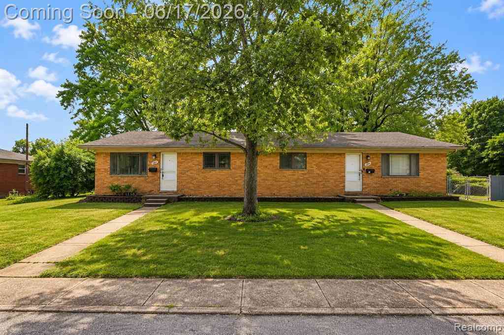 Multifamily For Sale - 1641-1643 Fairview Avenue <br/> Royal Oak, MI 48073