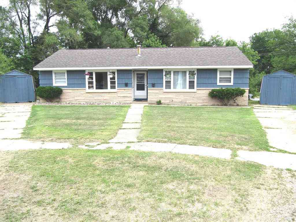 Multifamily For Sale - 1021 Avondale Circle <br/> Kalamazoo, MI 49048