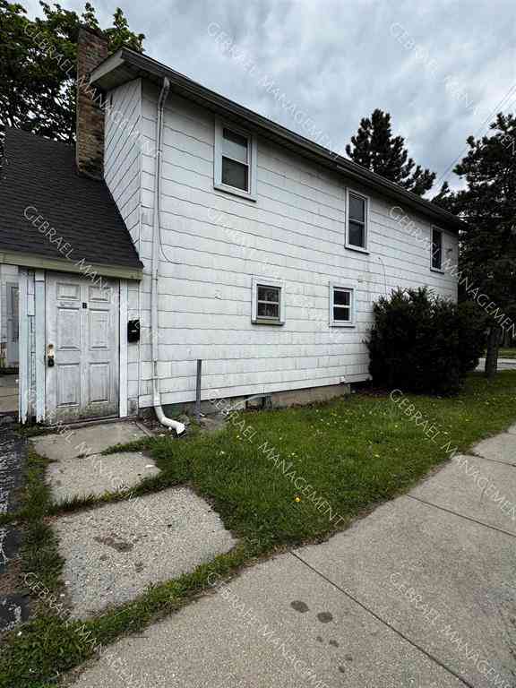 Multifamily For Sale - 1001 Greenwich Street <br/> Saginaw, MI 48602