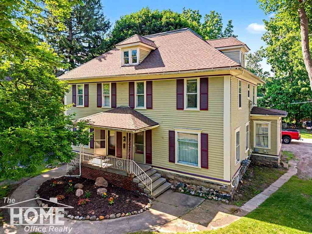Multifamily For Sale - 432-434 E Oliver Street <br/> Owosso, MI 48867