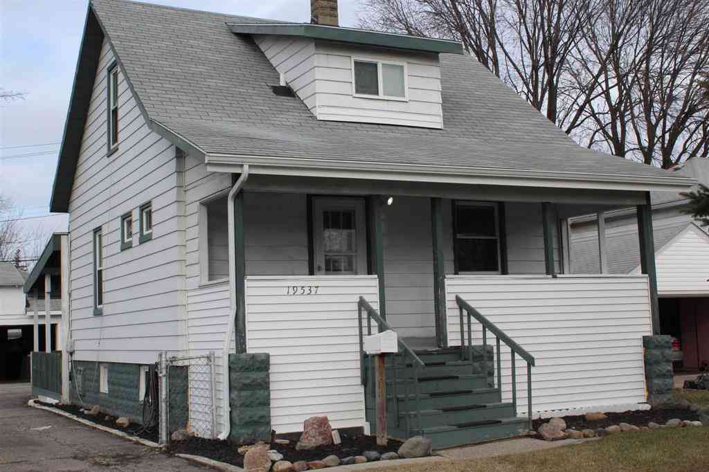 Multifamily For Sale - 19537 E 12 Mile Road <br/> Roseville, MI 48066