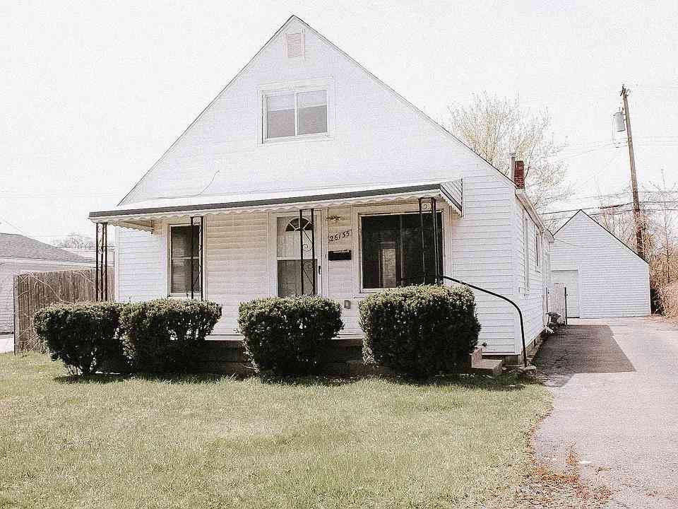 Multifamily For Sale - 26135 Groveland Street <br/> Madison Heights, MI 48071