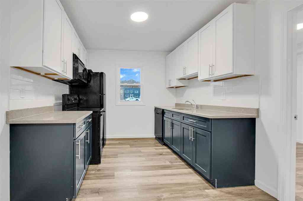 Multifamily For Sale - 337 Sheffield Apt. A Avenue <br/> Flint, MI 48503