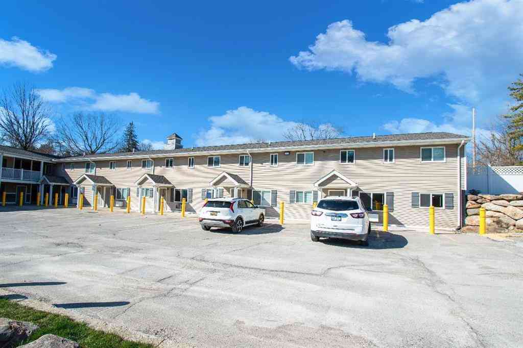 Multifamily For Sale - 5247 Harold #1 Drive <br/> Genesee County, Flushing, MI 48433