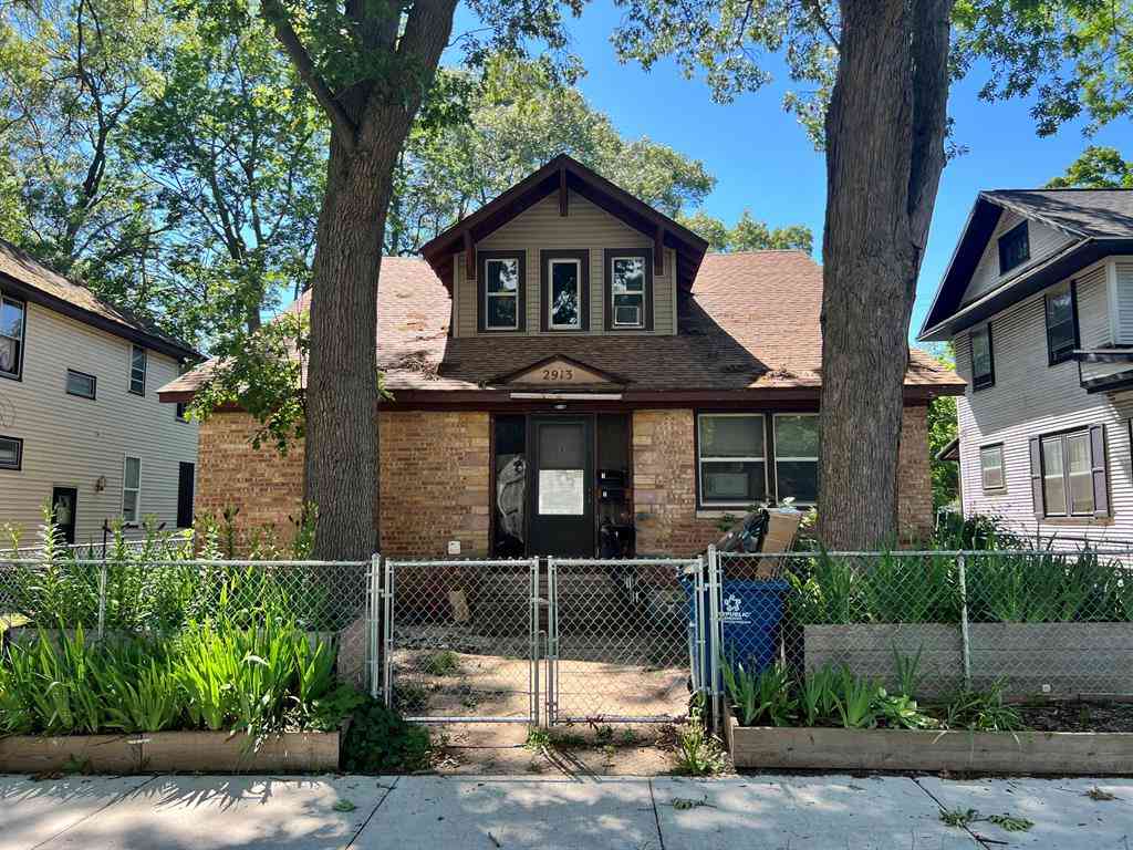 Multifamily For Sale - 2913 5th Street <br/> Muskegon, MI 49444