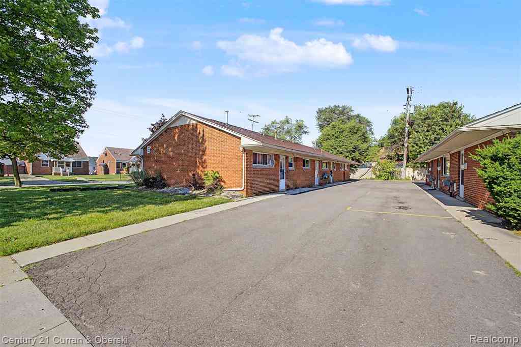 Multifamily For Sale - 4222 Drouillard Street <br/> Lincoln Park, MI 48146