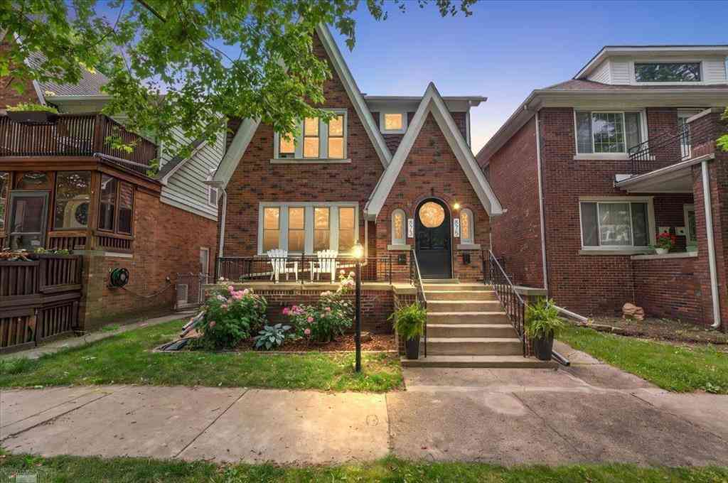 Multifamily For Sale - 873-875 Beaconsfield Avenue <br/> Wayne County, Grosse Pointe Park, MI 48230