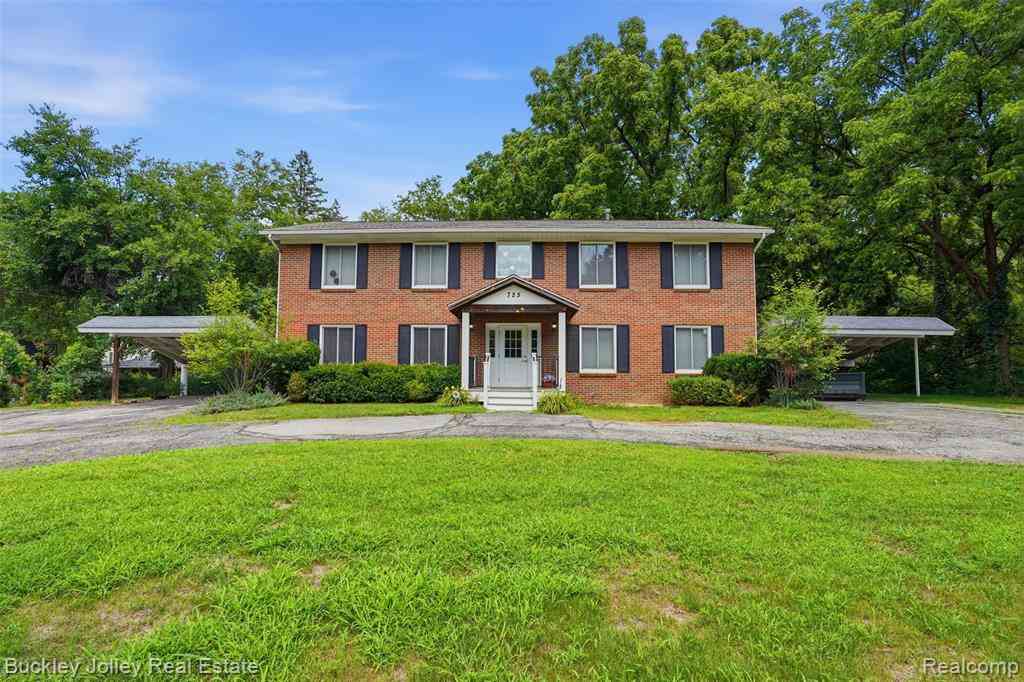 Multifamily For Sale - 725 Clark Street <br/> Livingston County, Brighton, MI 48116