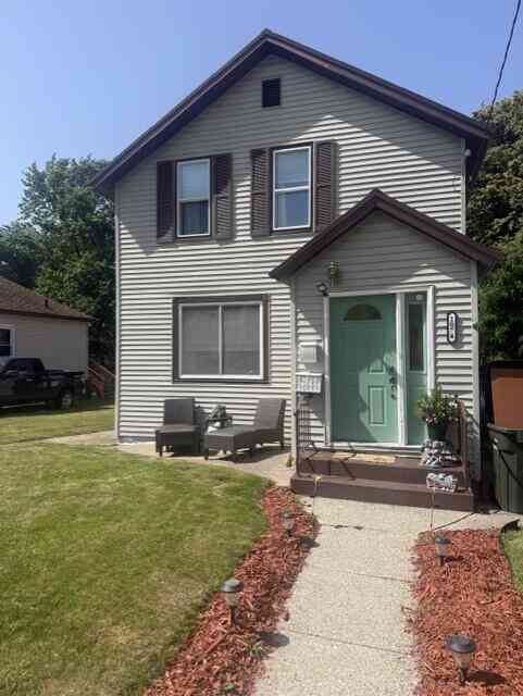 Multifamily For Sale - 1074 W Grand Avenue <br/> Muskegon, MI 49441