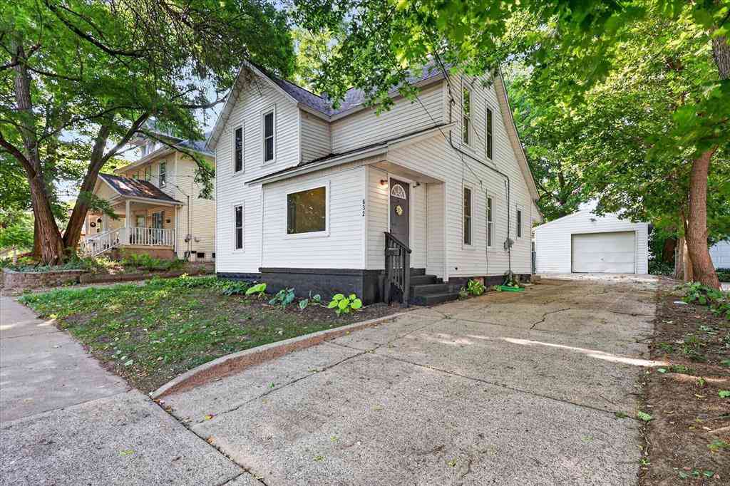 Multifamily For Sale - 832 Thomas Street Se SE<br/> Grand Rapids, MI 49506