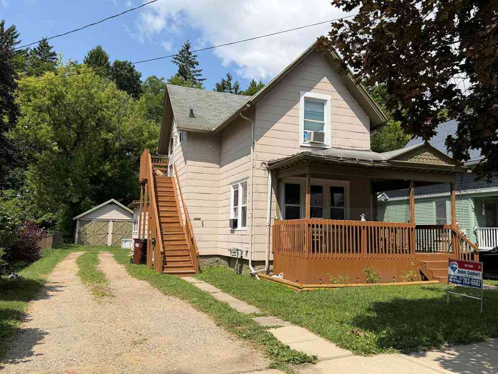 Multifamily For Sale - 1004 S Jackson Street <br/> Jackson, MI 49203
