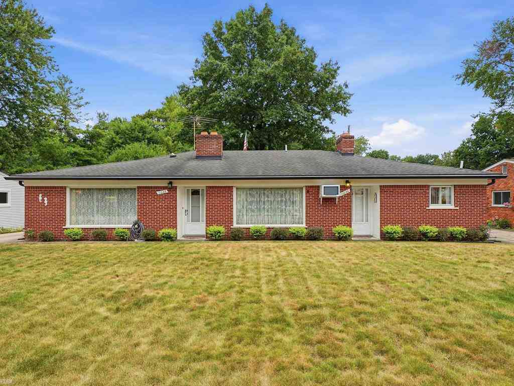 Multifamily For Sale - 11046 Russell Street <br/> Utica, MI 48317