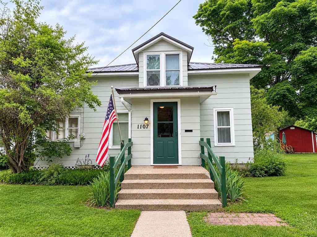 Multifamily For Sale - 1107 Michigan Avenue <br/> Alma, MI 48801