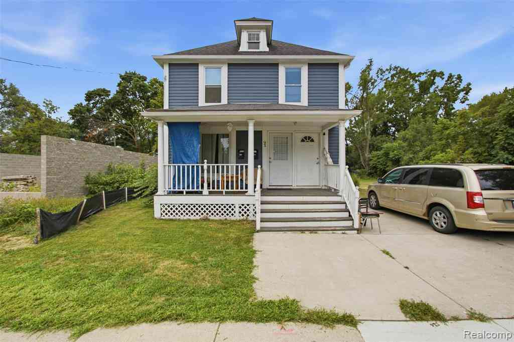 Multifamily For Sale - 132 E Howard Street <br/> Oakland County, Pontiac, MI 48342