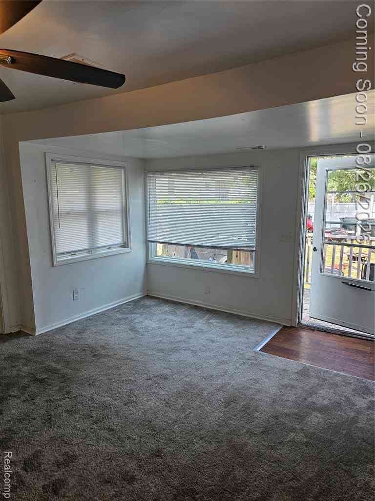 Multifamily For Sale - 5031 Lafontaine Street <br/> Grosse Pointe, MI 48236