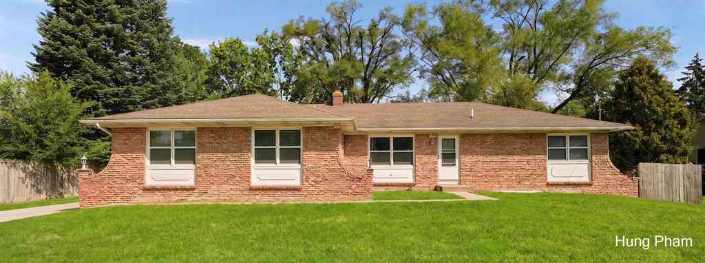 Multifamily For Sale - 1717-1719 52nd Street Se SE<br/> Kent County, Kentwood, MI 49508