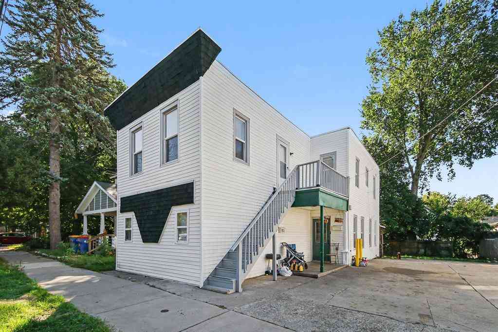 Multifamily For Sale - 1008 Baxter Street Se SE<br/> Grand Rapids, MI 49506
