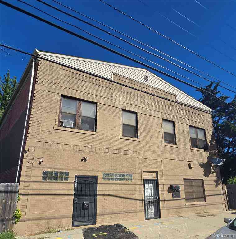 Multifamily For Sale - 10935 Shoemaker Street <br/> Wayne County, Detroit, MI 48213