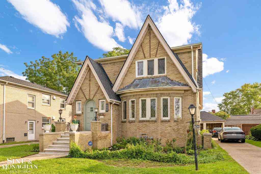 Multifamily For Sale - 604 Alter #2 Road <br/> Detroit, MI 48215