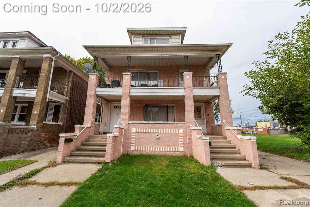 Multifamily For Sale - 2103 Canterbury Street <br/> Wayne County, Dearborn, MI 48120