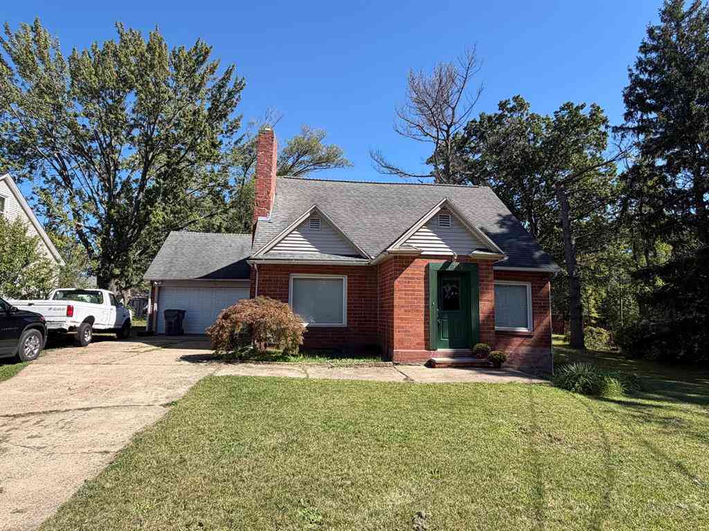 Multifamily For Sale - 1615 Ogden Avenue <br/> Benton Harbor, MI 49022
