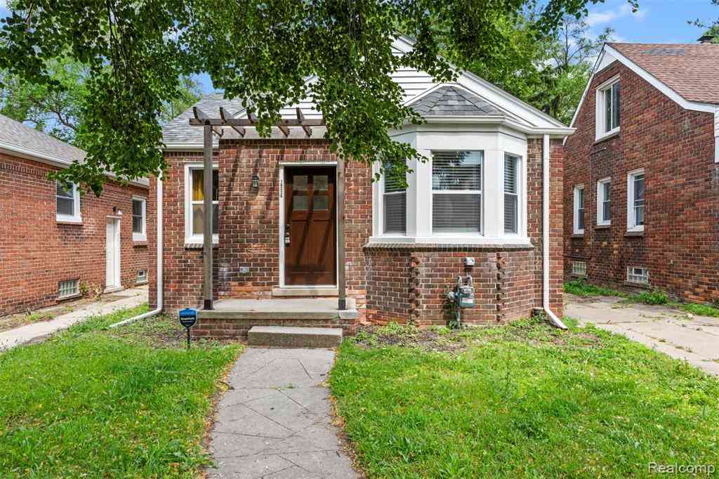 Homes For Sale - 16226 Santa Rosa Drive <br/> Detroit, MI 48221