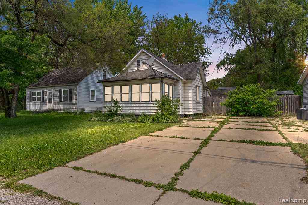 Homes For Sale - 3120 Stratford Street <br/> Flint, MI 48504