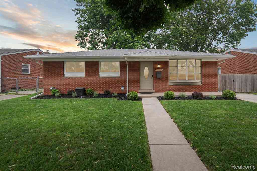 Homes For Sale - 27260 Norma Drive <br/> Warren, MI 48093