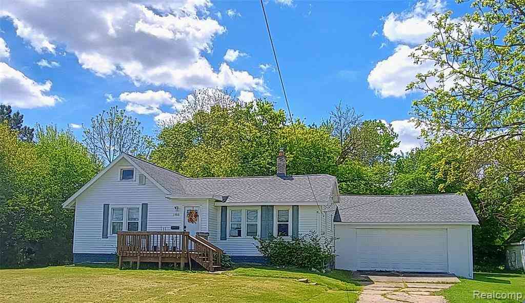 Homes For Sale - 1460 S Dye Road <br/> Flint, MI 48532