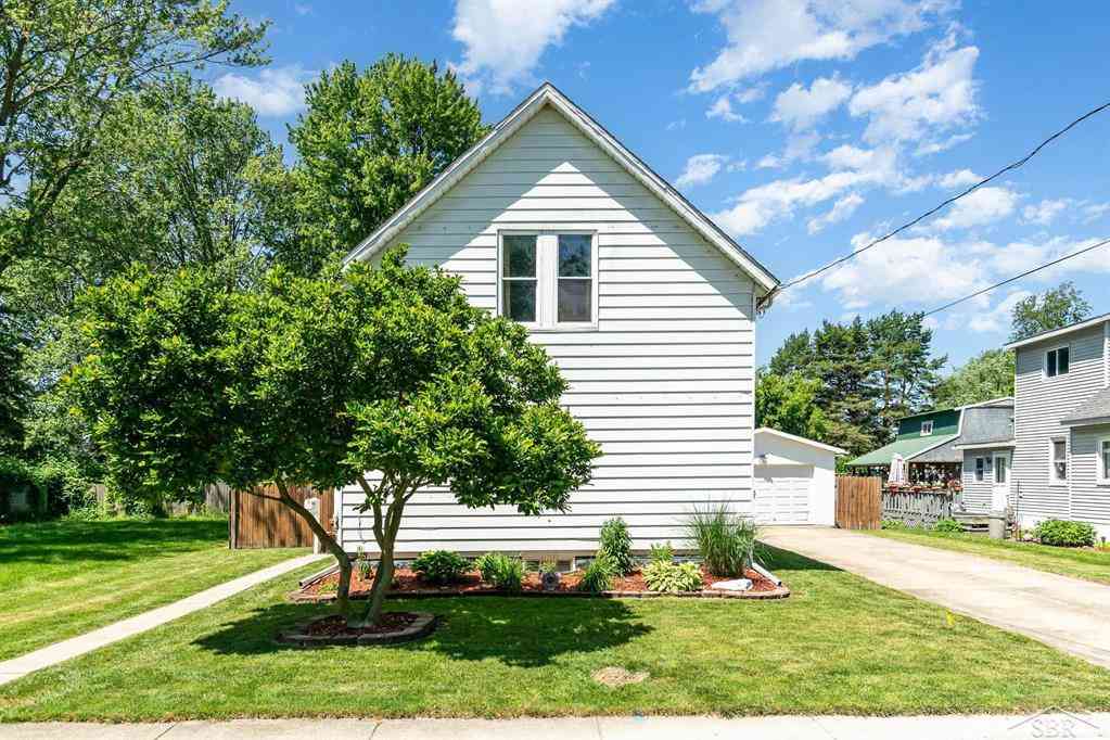 Homes For Sale - 2997 Jackson Street <br/> Saginaw, MI 48604
