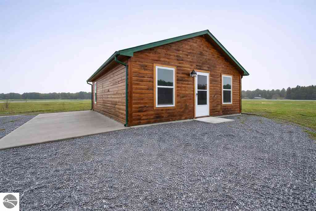 Homes For Sale - 2835 Walton Road <br/> Grand Traverse County County, Kingsley, MI 49649