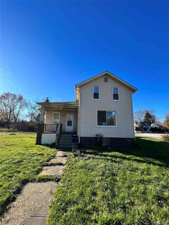 Homes For Sale - 1545 Bay Street <br/> Saginaw, MI 48602
