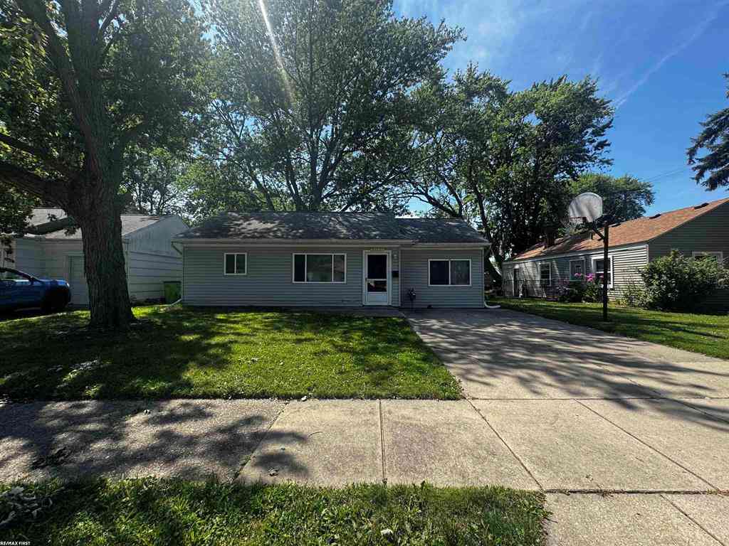 Homes For Sale - 26621 Kathy Street <br/> Macomb County, Roseville, MI 48066