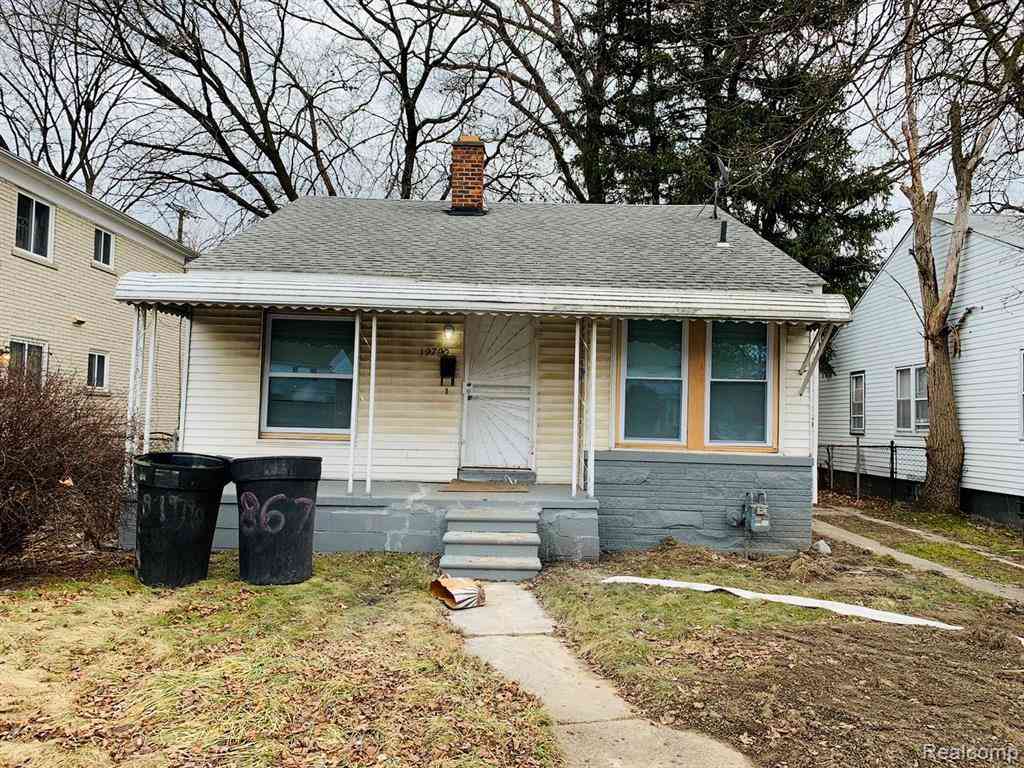 Homes For Sale - 19790 Lahser Road <br/> Detroit, MI 48219