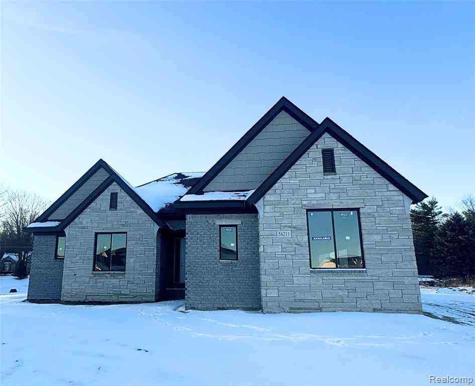 Homes For Sale - 56211 Stone Falcon Drive <br/> Shelby Twp, MI 48315