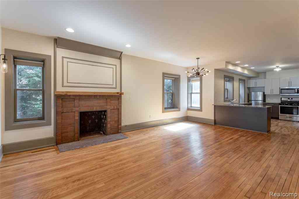 Condo For Rent - 449 W Willis Street  #1A<br/> Detroit, MI 48201