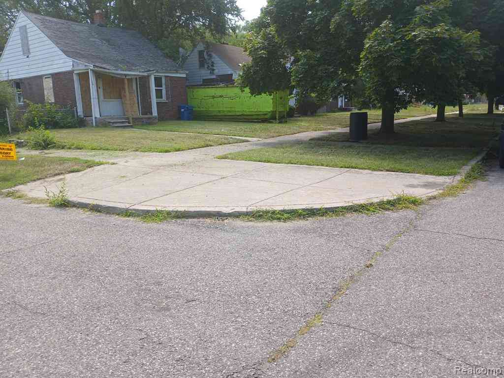 Homes For Sale - 19974 Waltham Street <br/> Detroit, MI 48205
