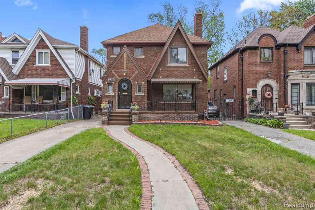 Homes For Sale - 18030 Santa Barbara Drive <br/> Wayne County, Detroit, MI 48221