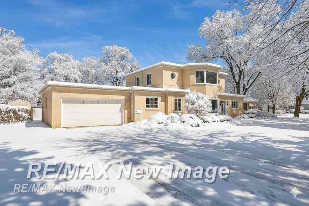 Homes For Sale - 2309 Nurmi Drive <br/> Bay City, MI 48708
