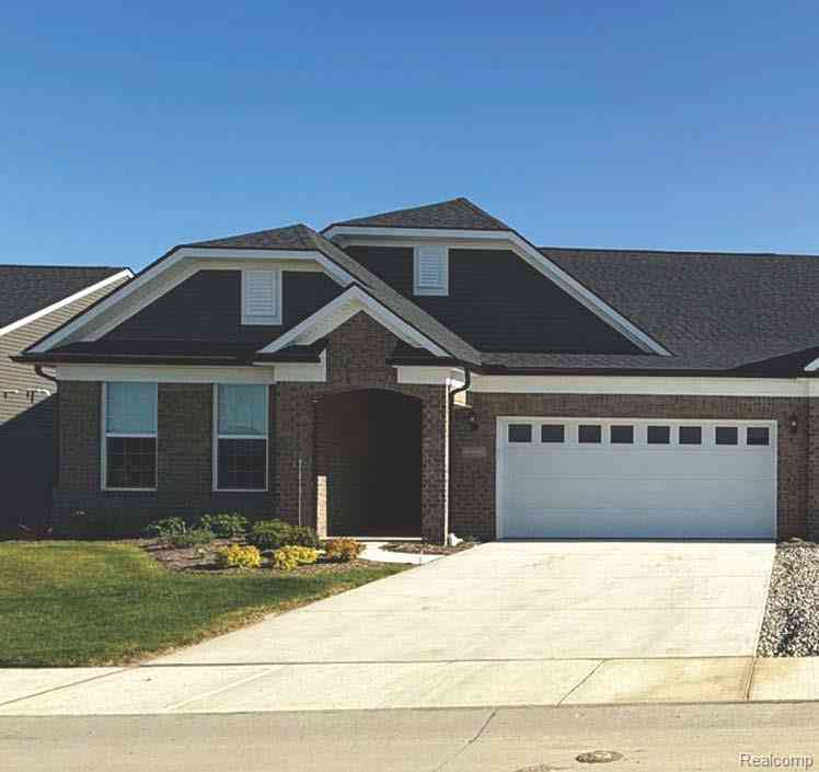 Condo For Sale - 42712 Arbor Drive <br/> Clinton Township, MI 48038
