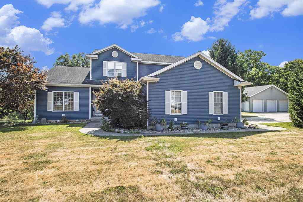 Homes For Sale - 69154 Elkhart Road <br/> Cass County, Edwardsburg, MI 49112