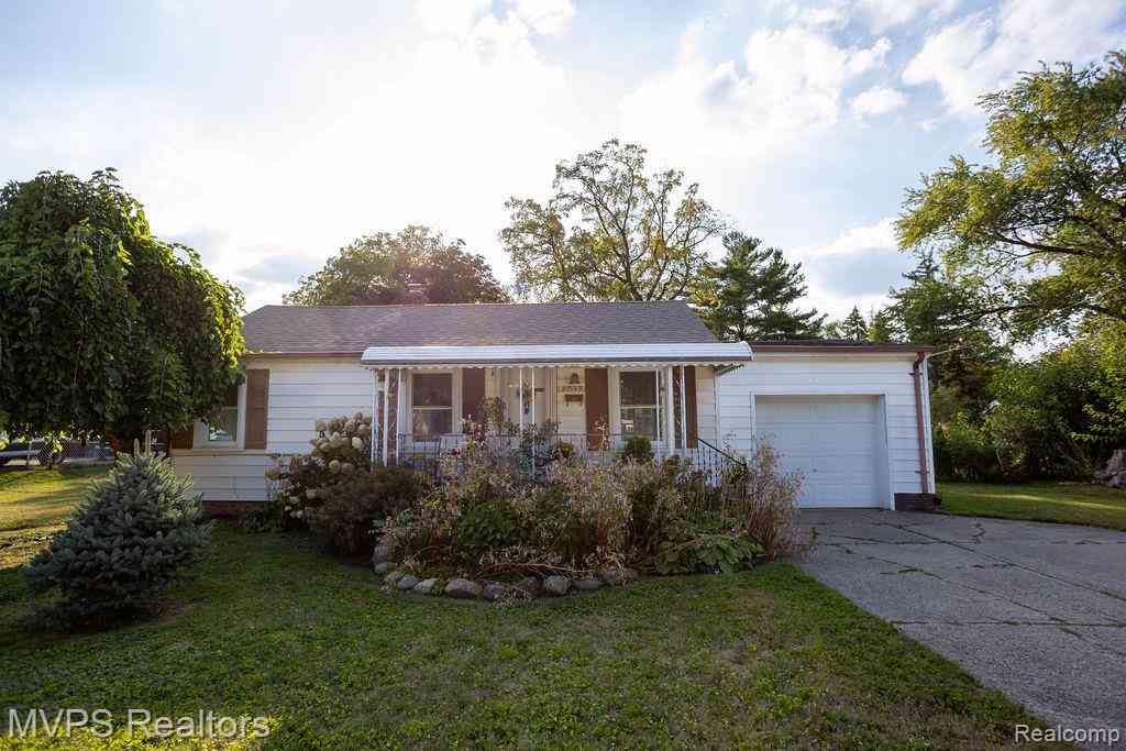 Homes For Sale - 22549 Panama Avenue <br/> Warren, MI 48091